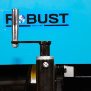 Двухроторная бензиновая машина Robust RLR900